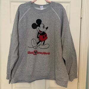 women’s disney crewneck!